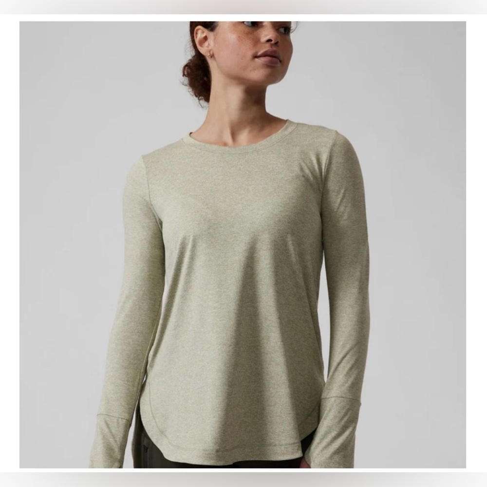 NWT Athleta // Women’s Uptempo Shirt in Green // Size XS